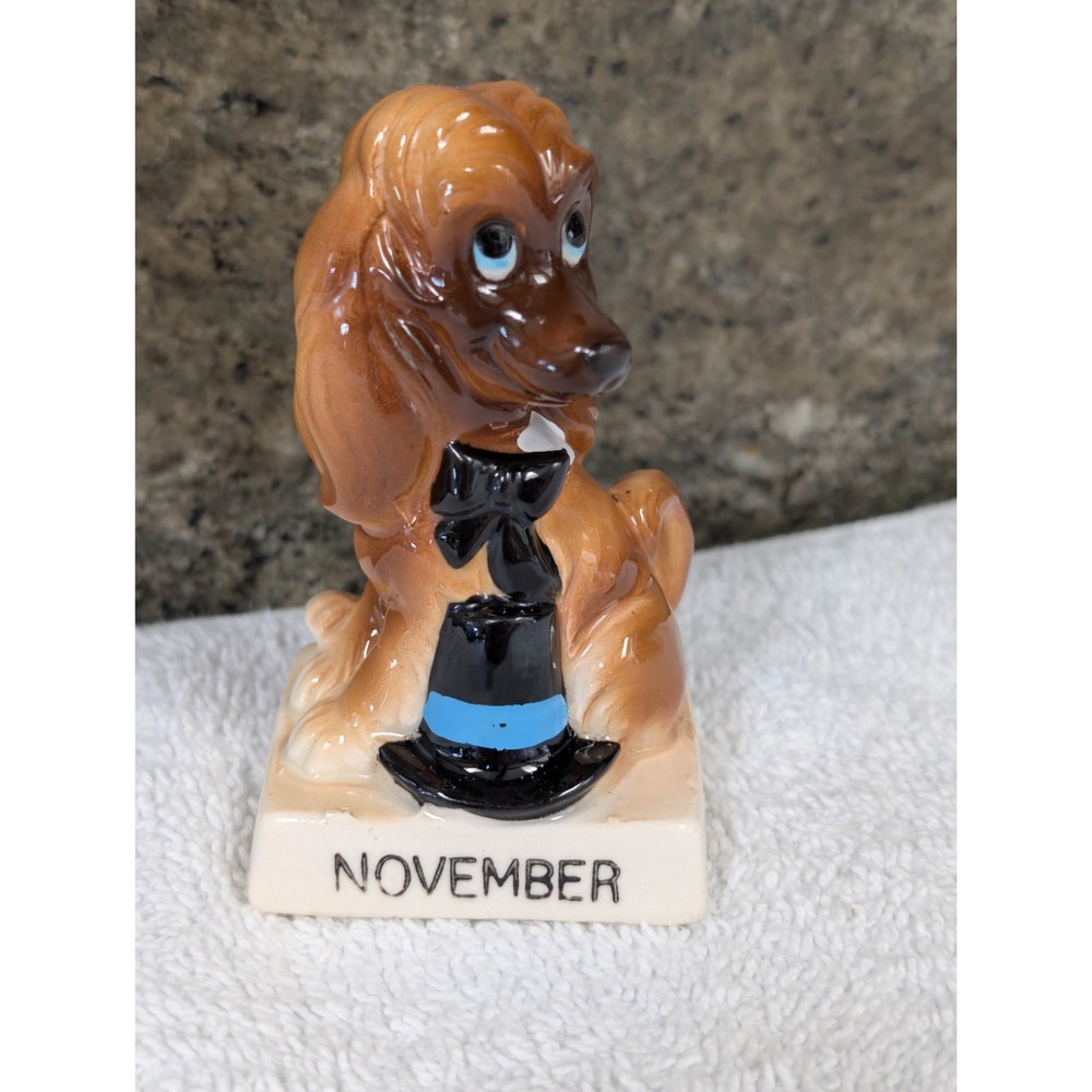 Norcrest Calendar Birthday November Dog Figurine A646 Thanksgiving Pilgrim Hat - Picture 2 of 12
